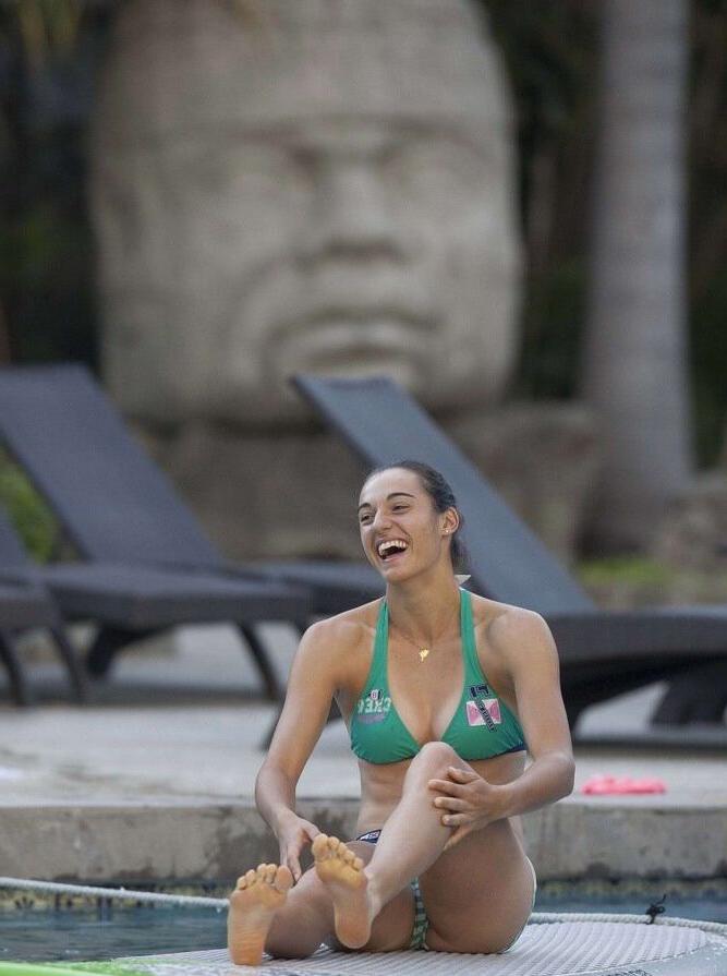 18P Caroline Garcia nude