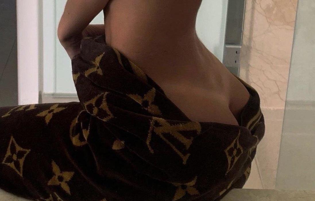 25P Vanessa Mariposax nude