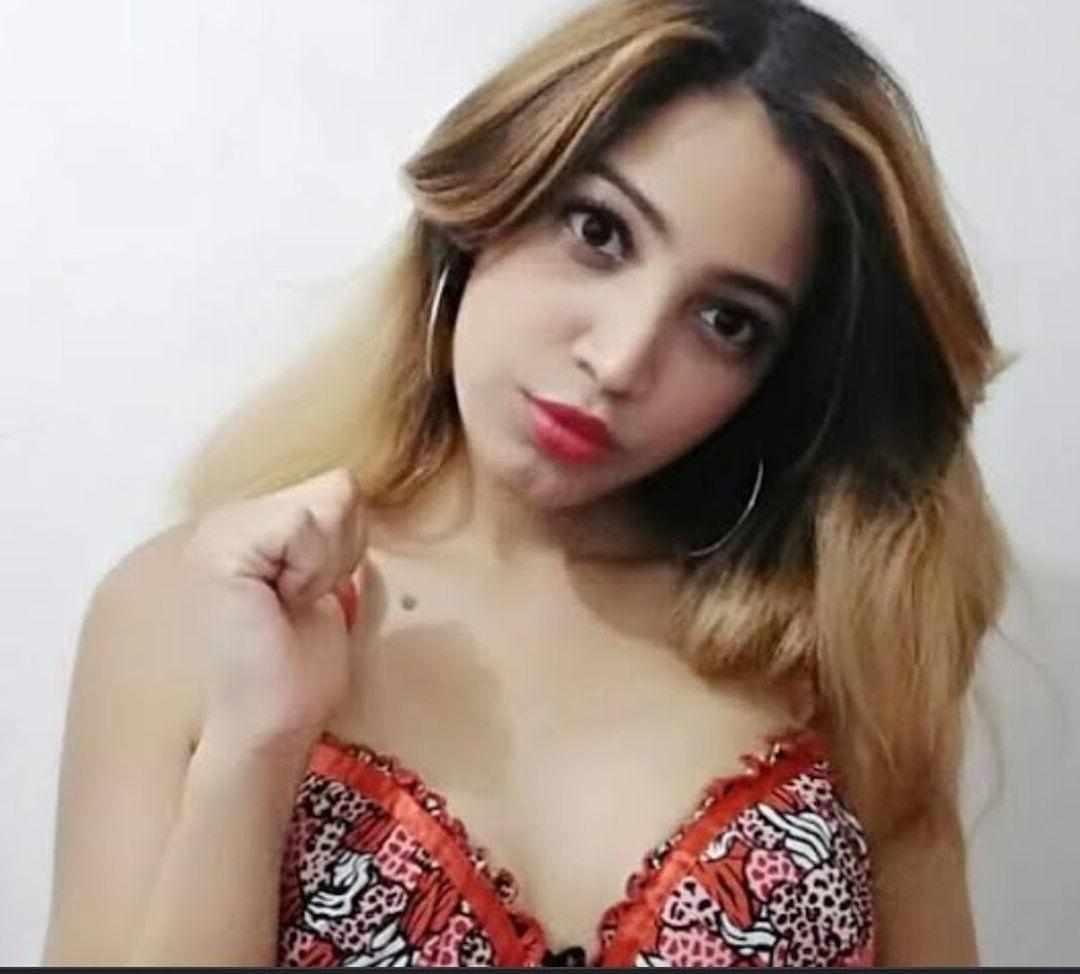 10P Naj Ferreira nude