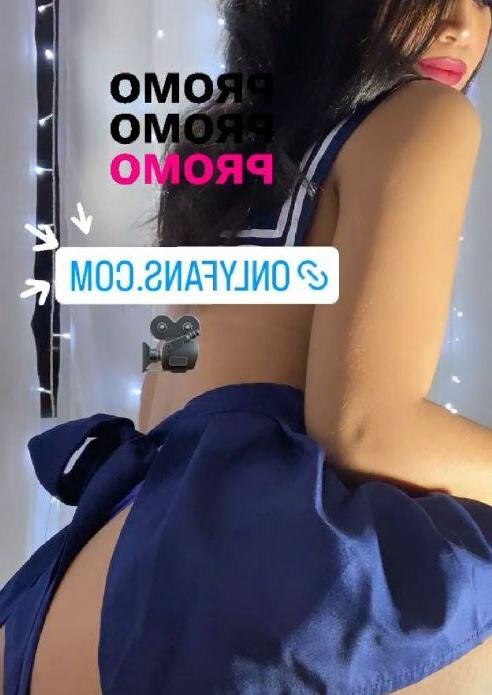 10P Naj Ferreira nude