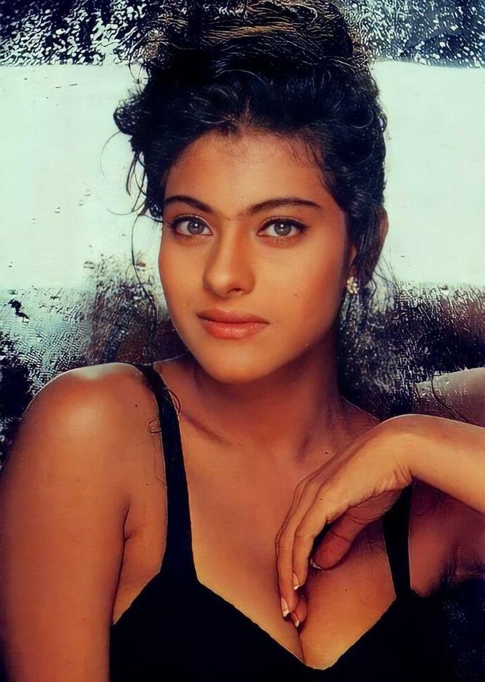 9P Kajol Devgn nude