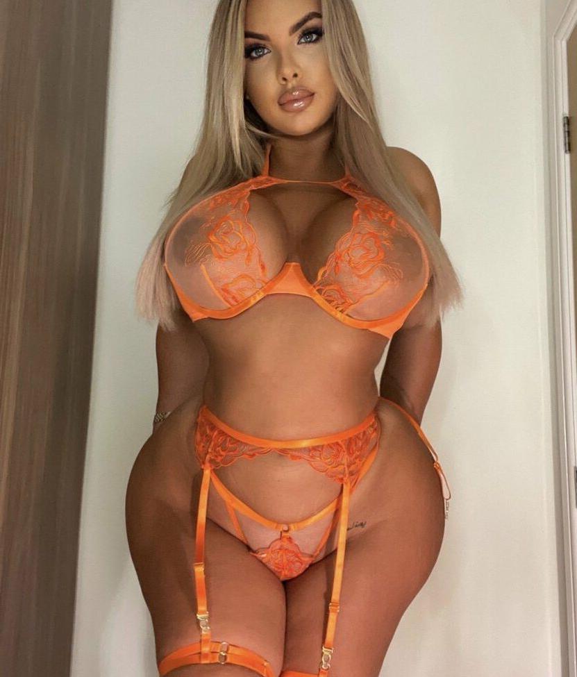 25P Victoria Sinclair nude