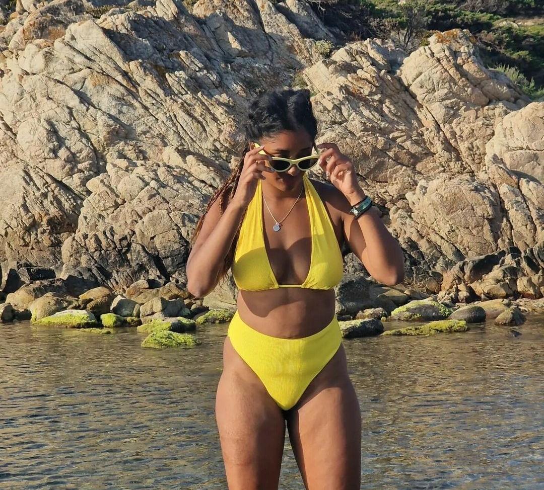 25P Dinusha nude