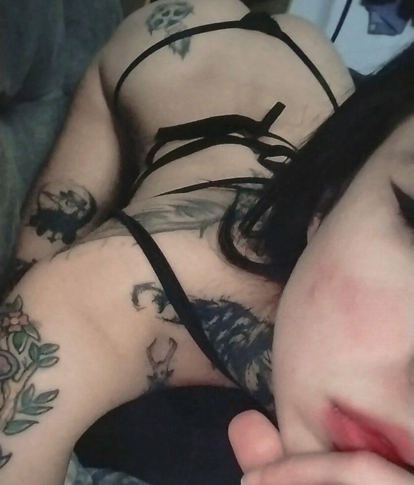 5P Emmyan_purr nude