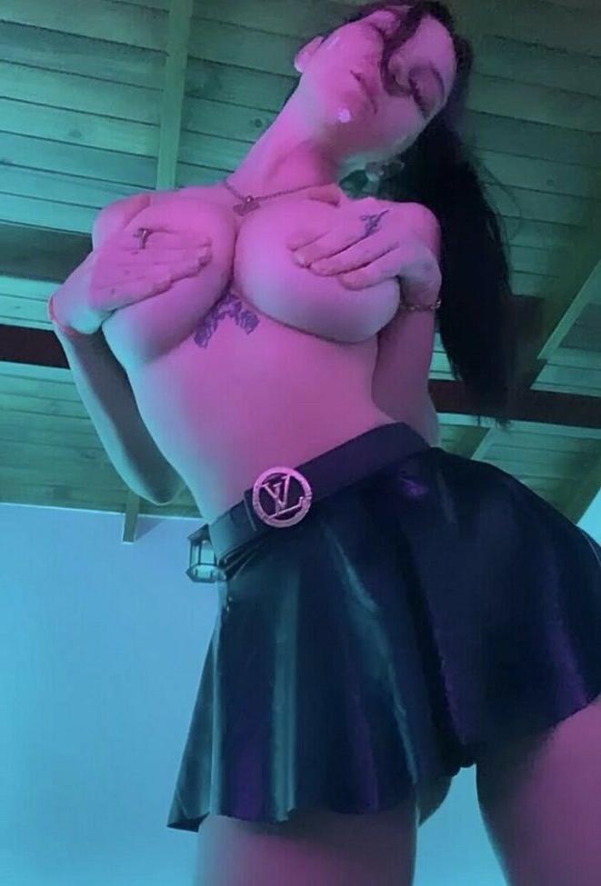 25P Belenatali nude