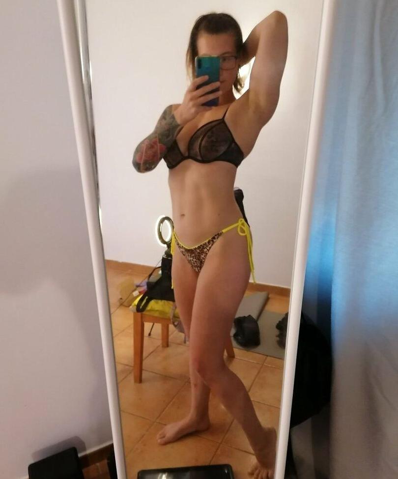 11P Ivyworksoutdirty nude
