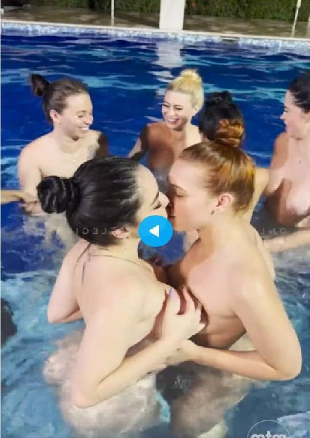 25P Luisa Henano nude