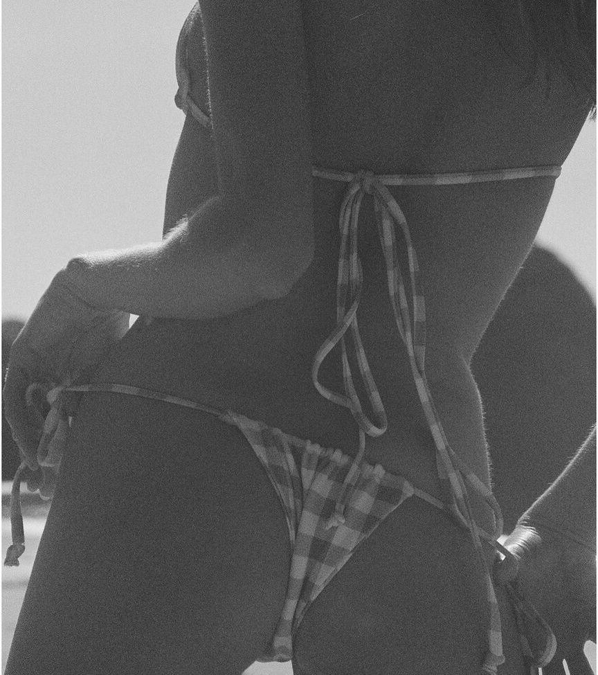 25P Charlotte McKinney nude