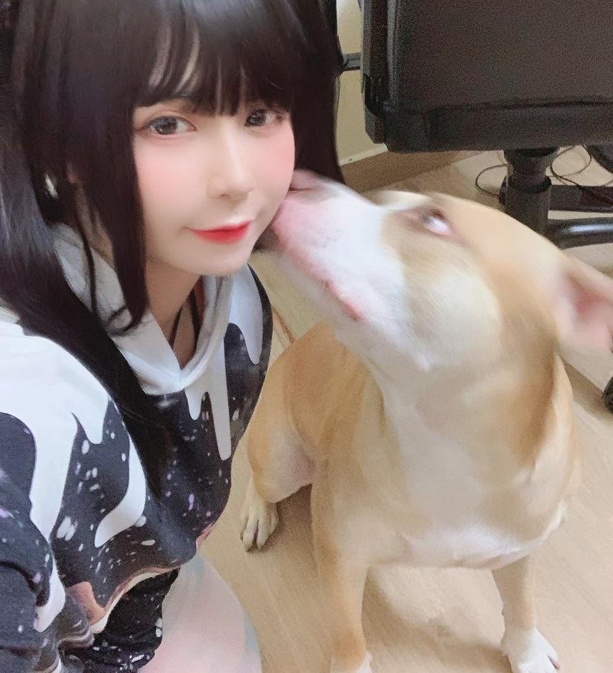 25P UyUyChan nude