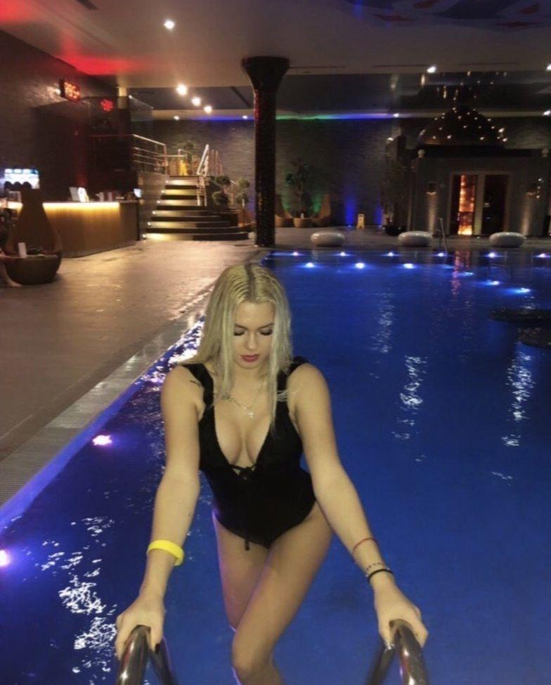 25P Evelina Sadyte nude
