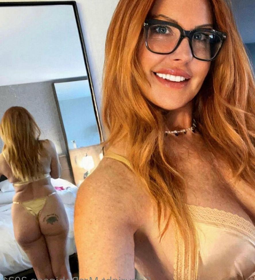 25P Mrsrobinsonxo nude
