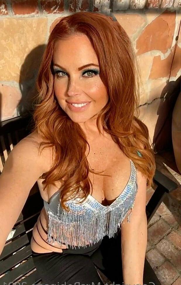 25P Mrsrobinsonxo nude