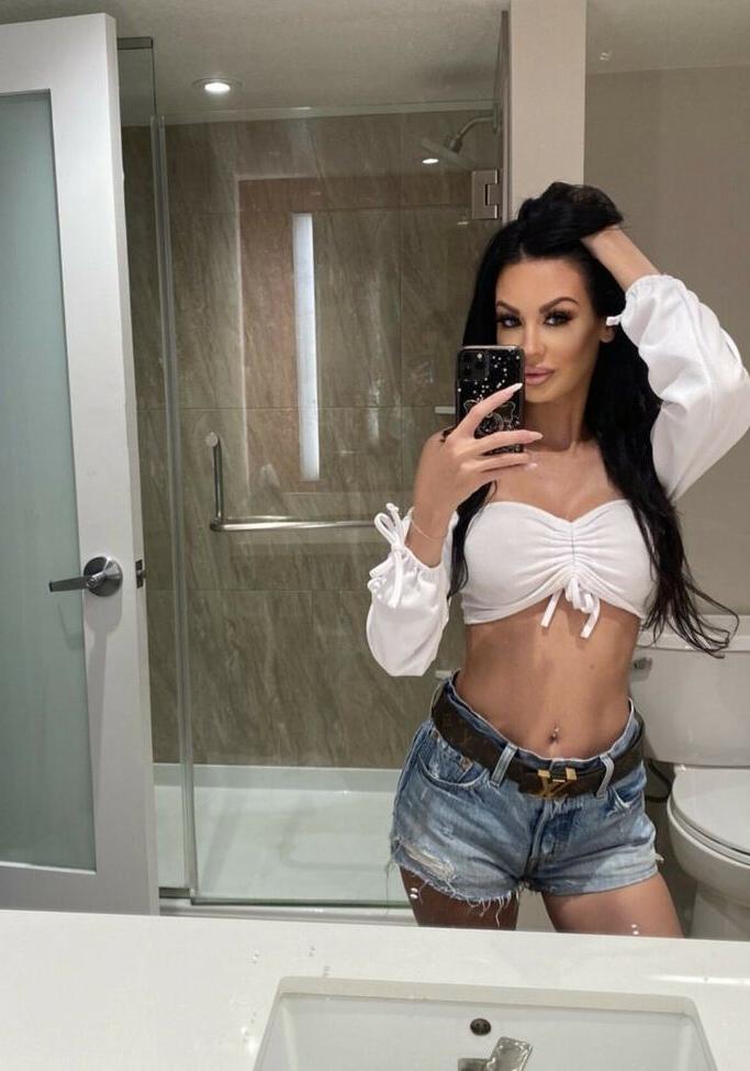 25P Jamie Michelle nude