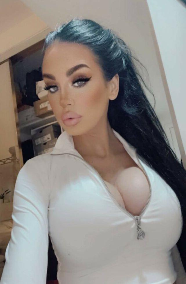 25P Jamie Michelle nude