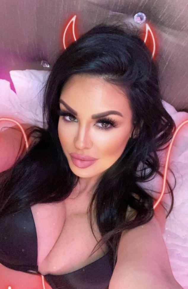 25P Jamie Michelle nude