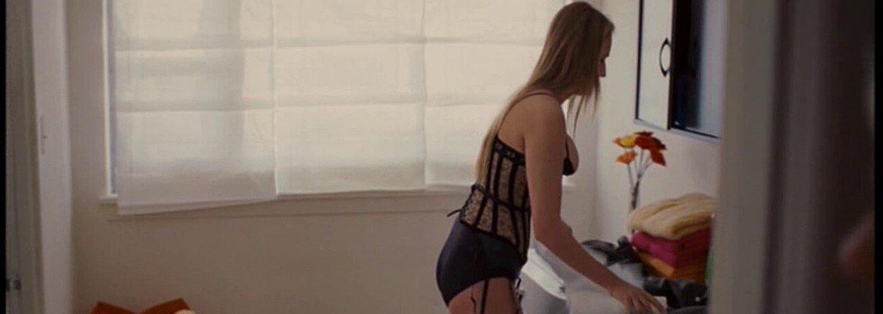 25P Leelee Sobieski nude