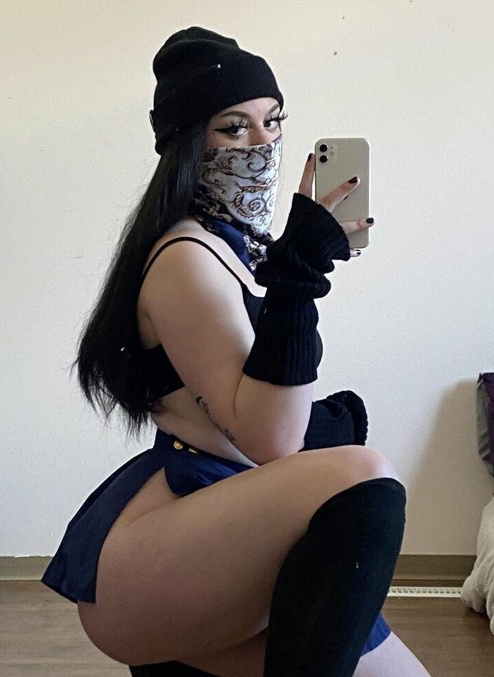 14P Skimaskfaerie nude