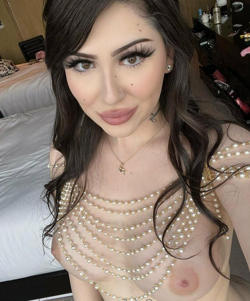 25P Cleoblossom nude