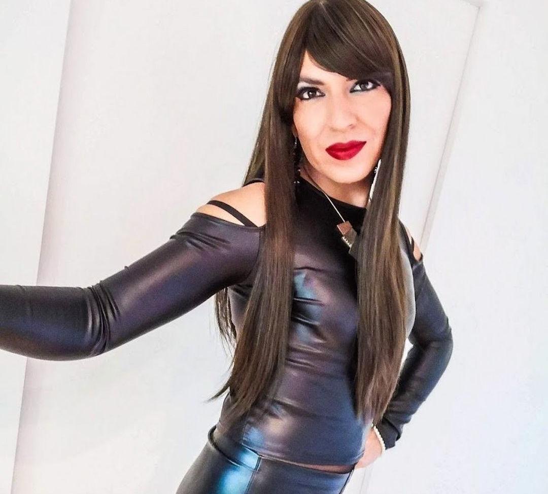 9P Tatita Hilton nude
