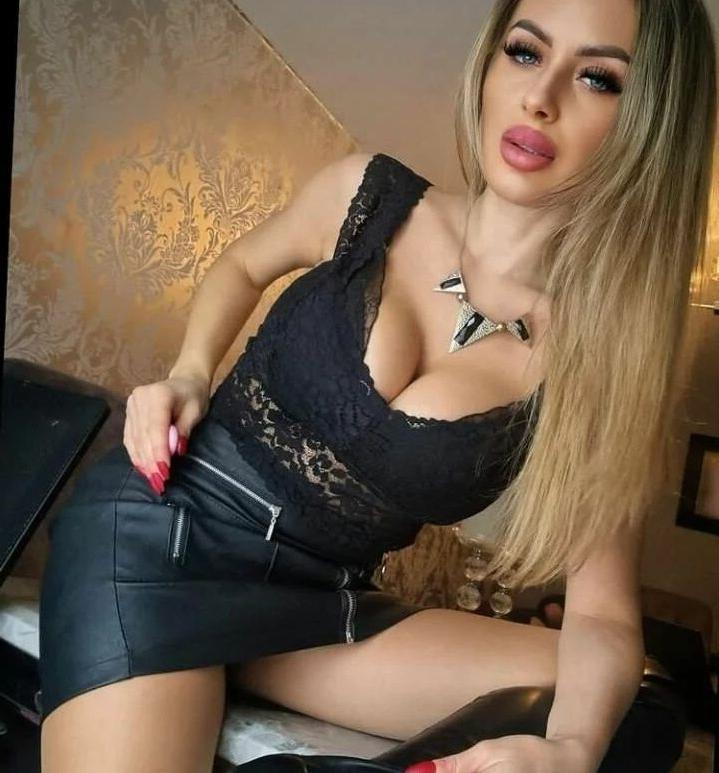 25P Milenka nude
