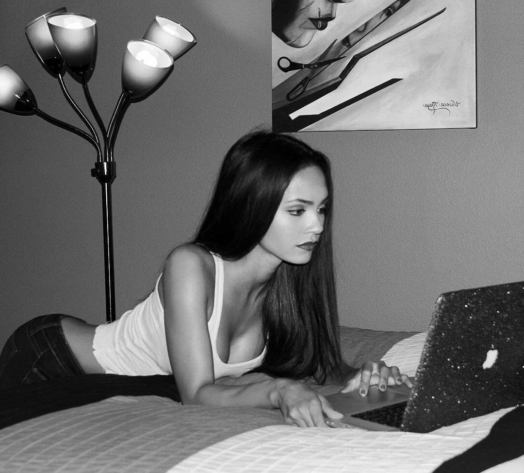25P Tristin Mays nude
