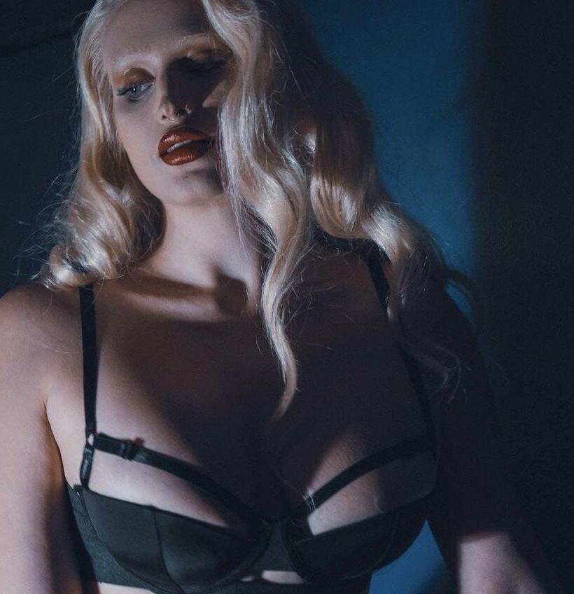 18P Barbielapinky nude