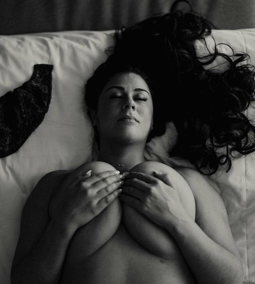 25P Danielle Dallaire nude