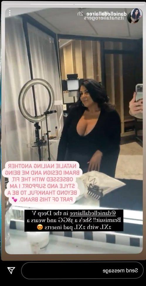 25P Danielle Dallaire nude