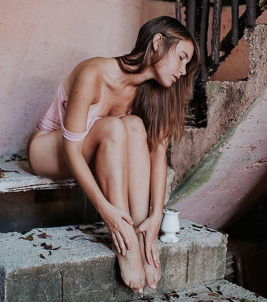 25P Florencia Decall nude