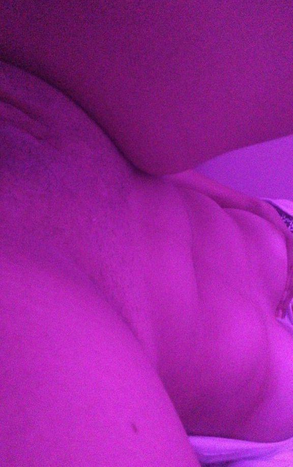 25P Sun Priest nude