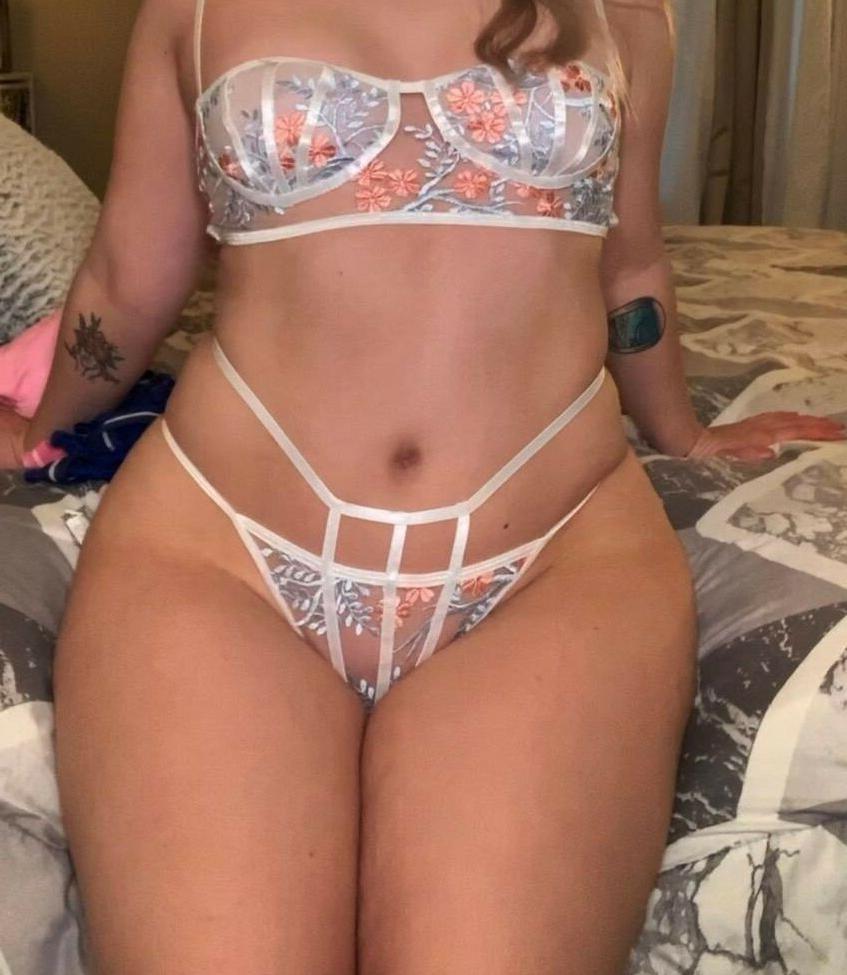 25P Lovely nude