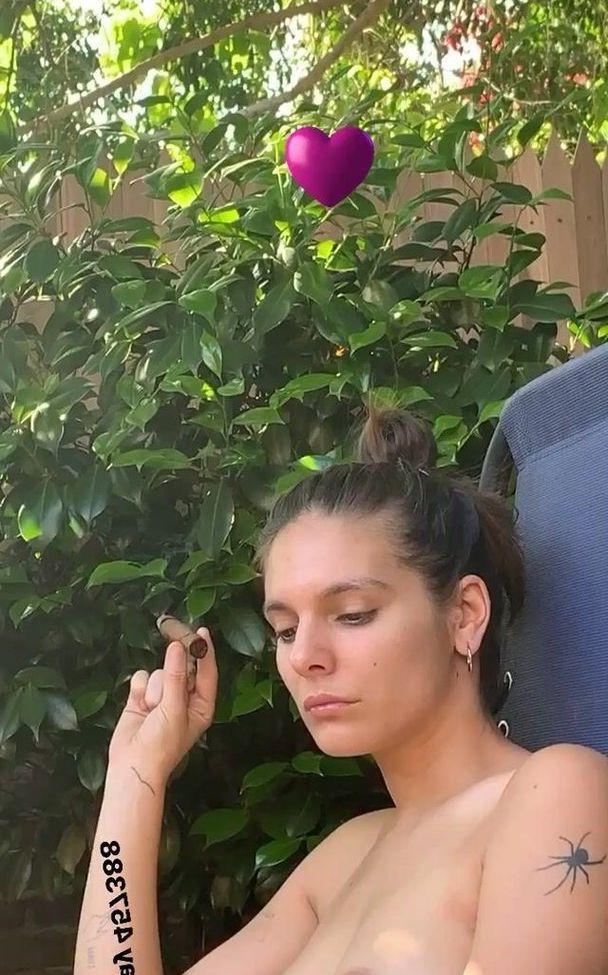 25P Caitlin Stasey nude
