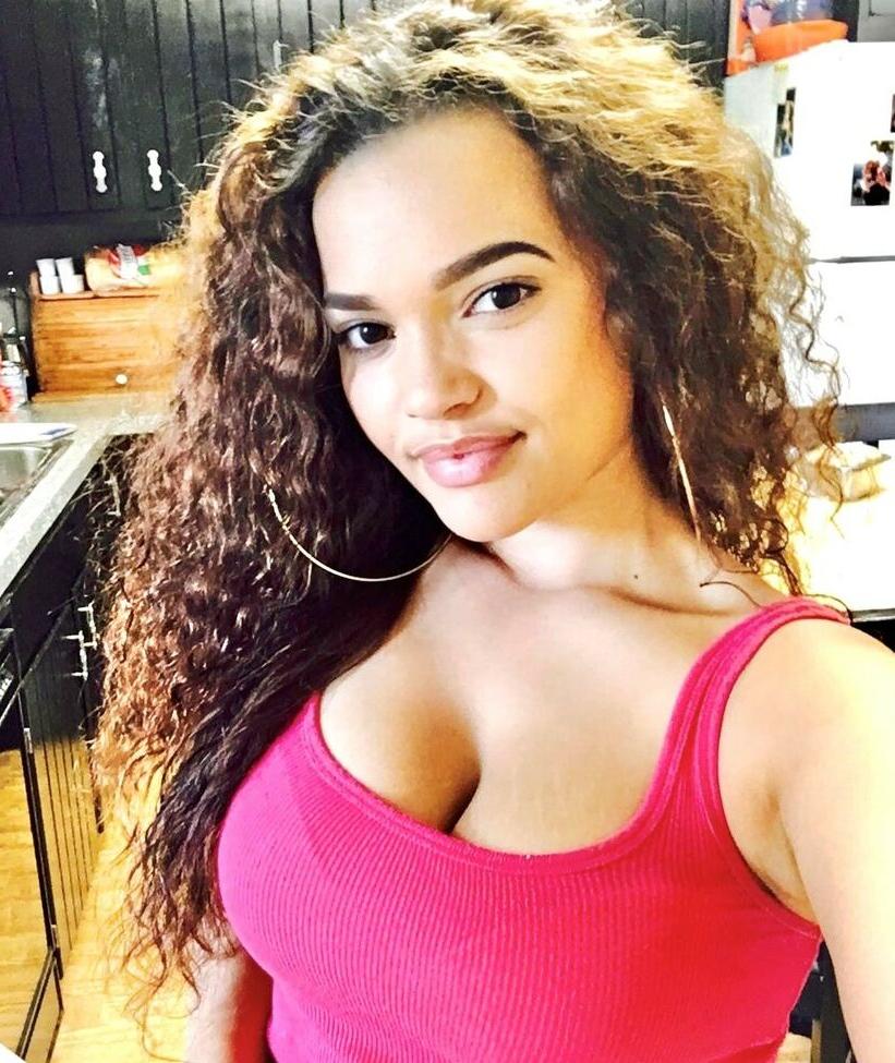 25P Raynefaliciteexo nude