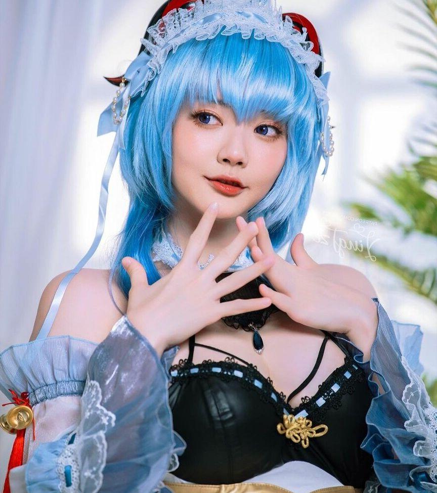 25P Ying Tze nude