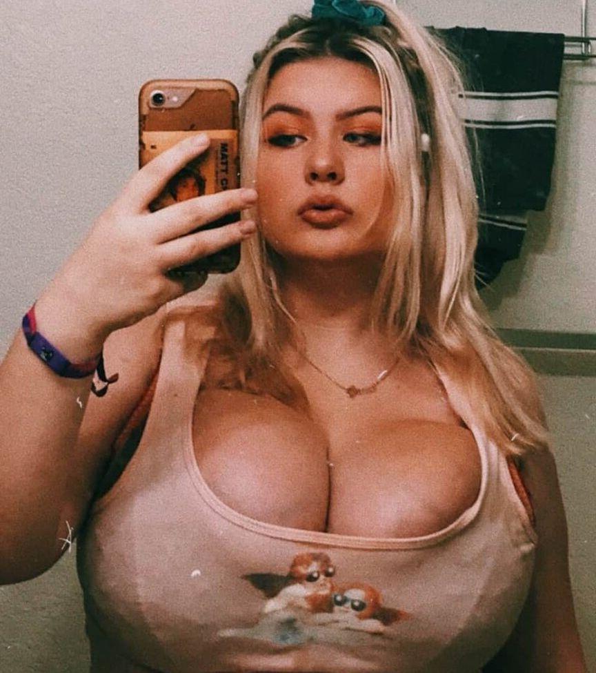 25P Curvy Goddesses nude