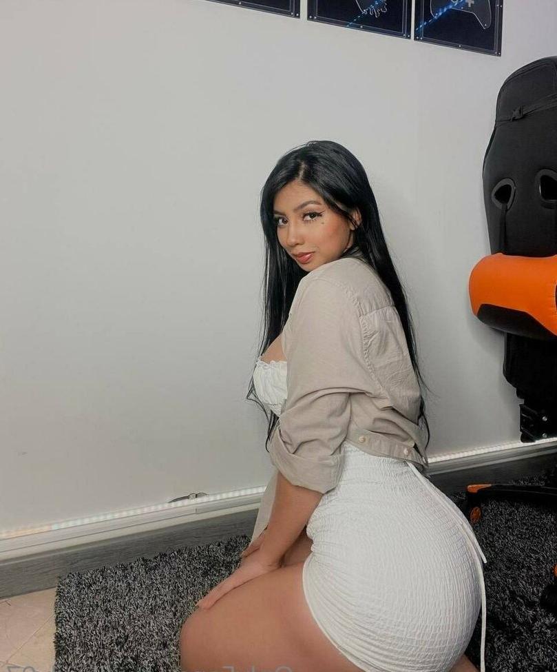 25P Lauren-98 nude