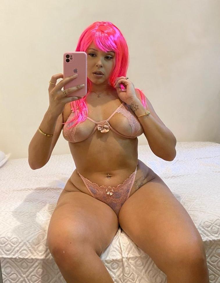 16P Hiorrana Moura nude