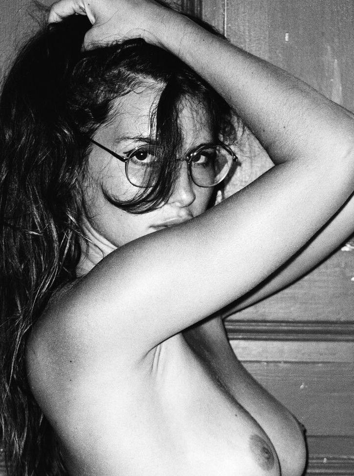 24P Pauline Santamaria nude
