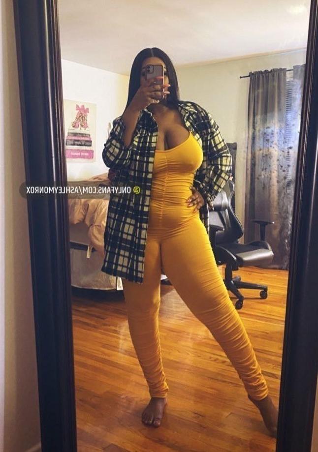 25P Ashleymonrox nude