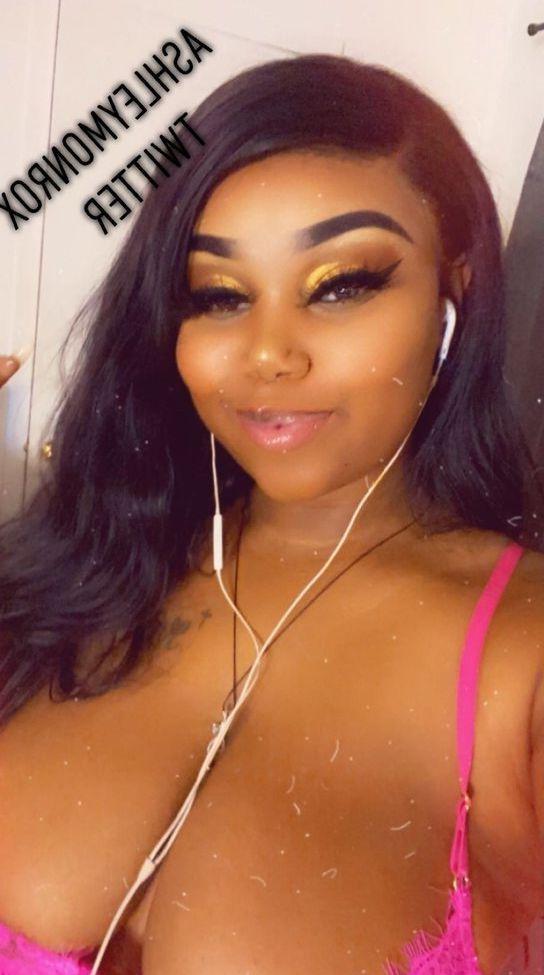 25P Ashleymonrox nude