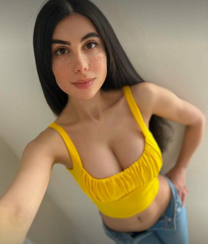 13P Victoria Novakova nude