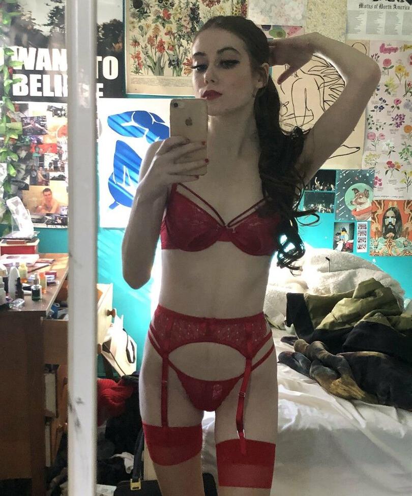 25P Clamgirl nude