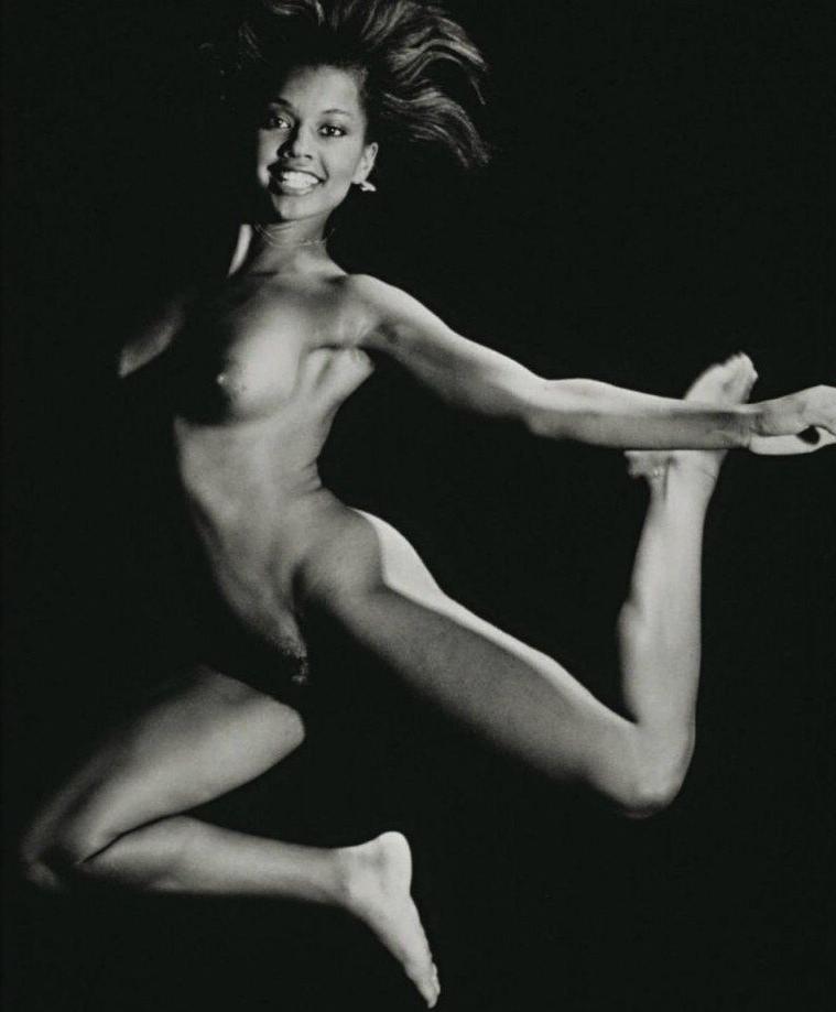 25P Vanessa L. Williams nude