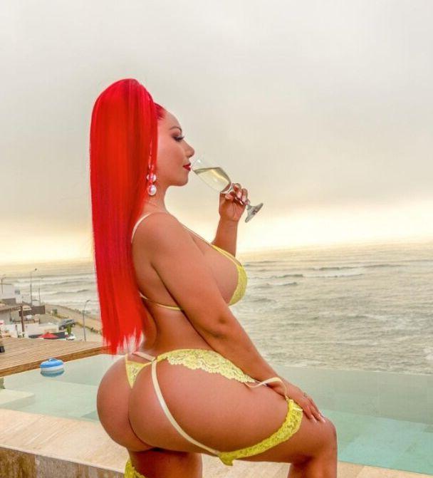 25P Deysi Araujo nude