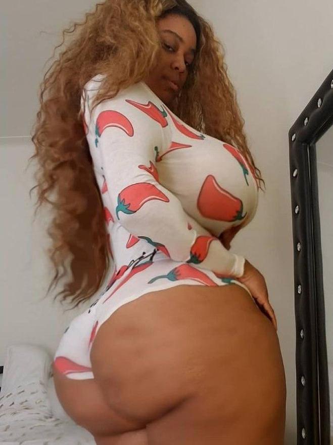 6P Amazingtittsgirl nude