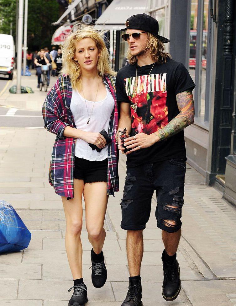 25P Ellie Goulding nude