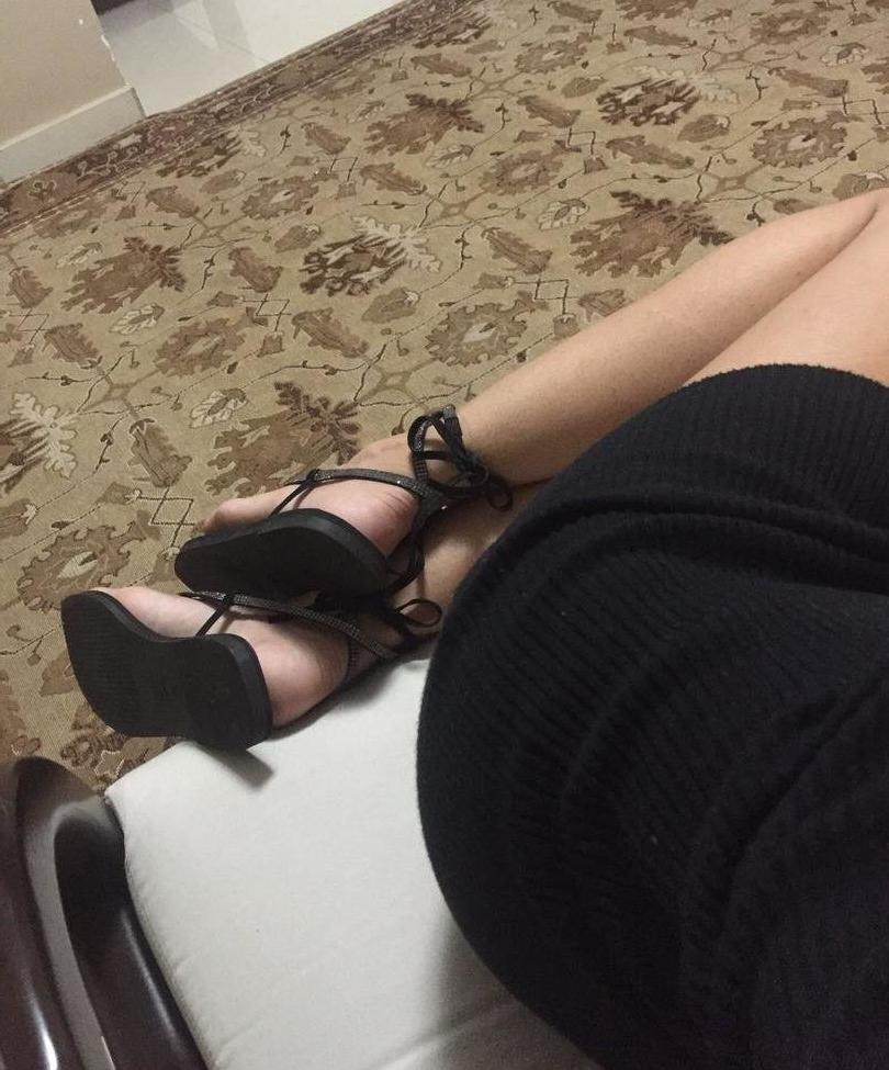 25P ThatAFeet nude
