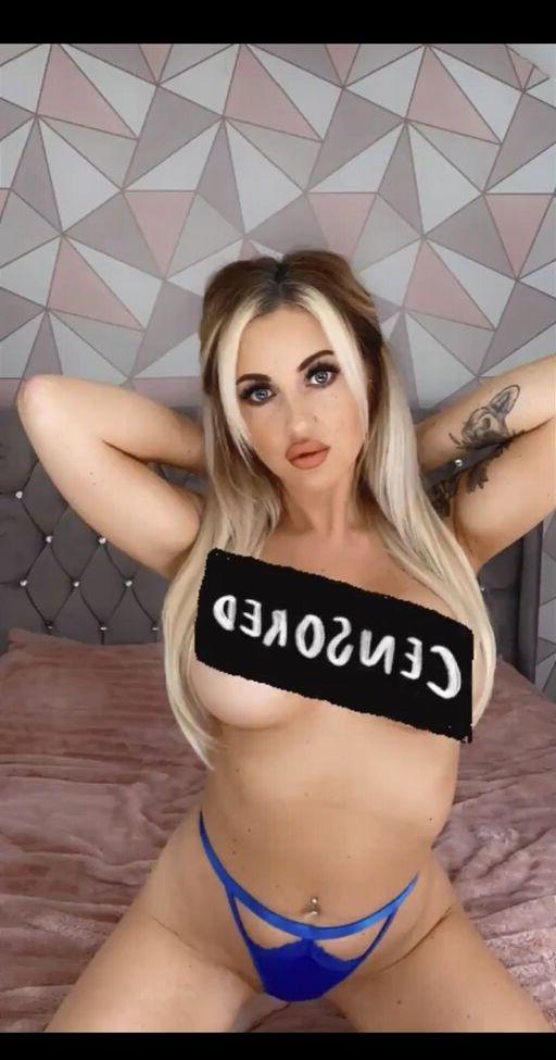 25P St Helens nude