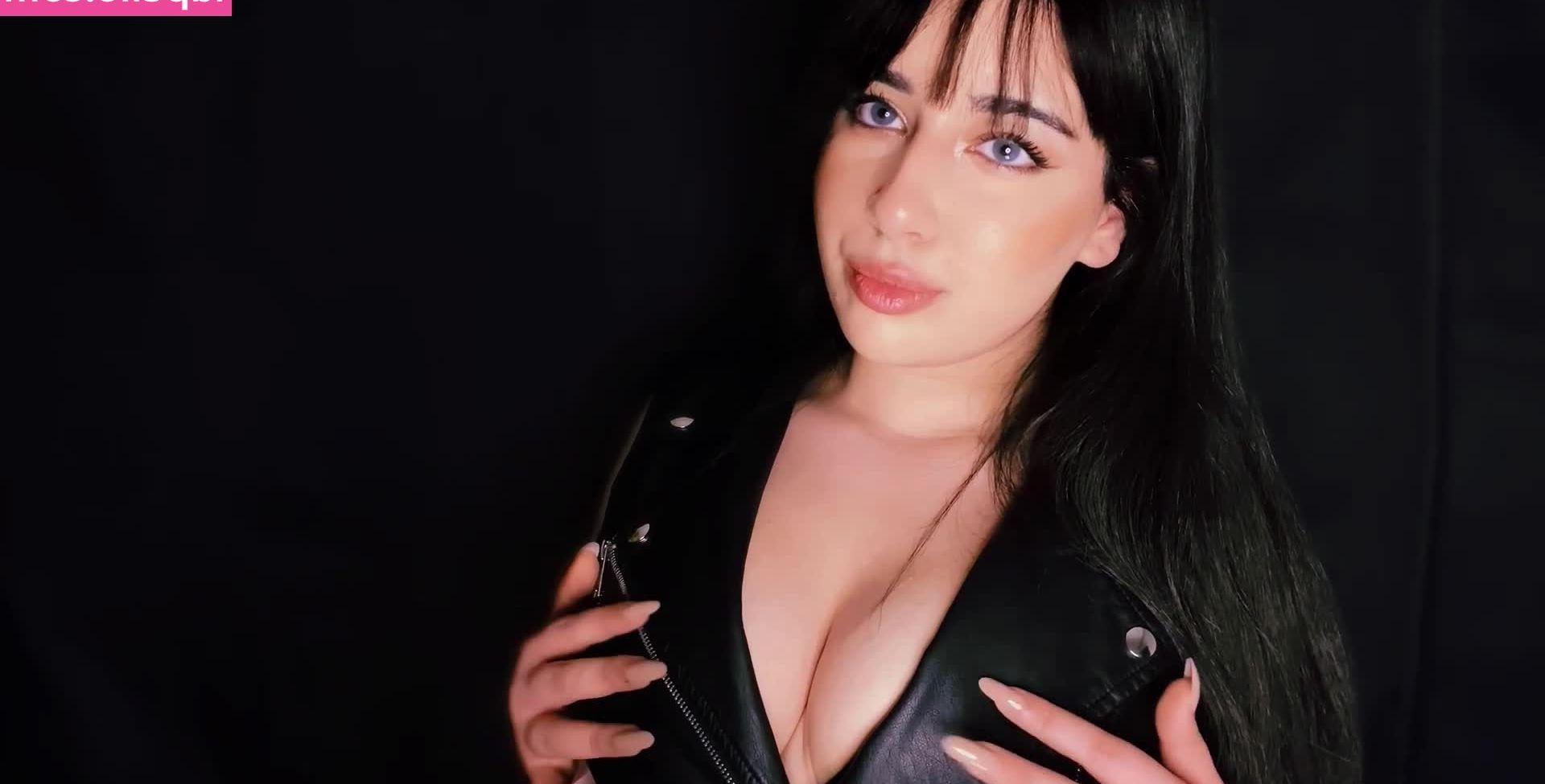 25P Shiny ASMR nude