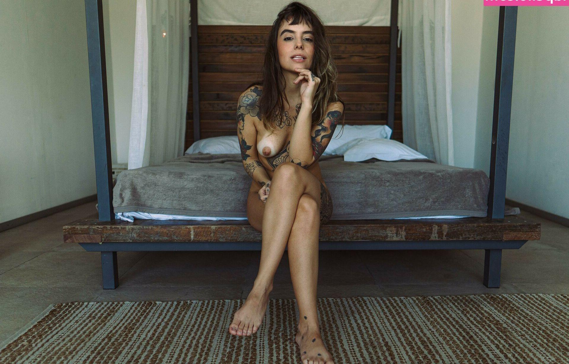 25P Lucas Miranda nude